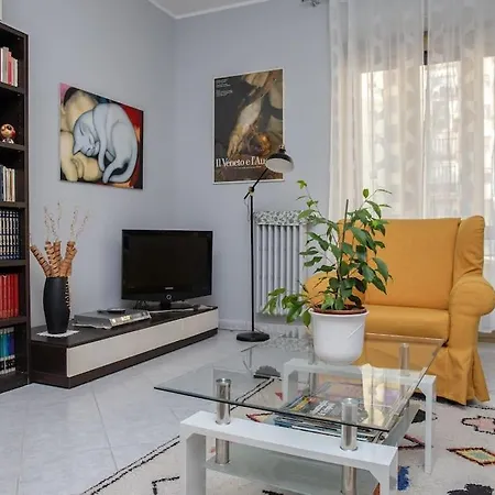 Casa Filadelfia - Inalpi Arena, Wi-fi Veloce Apartment *